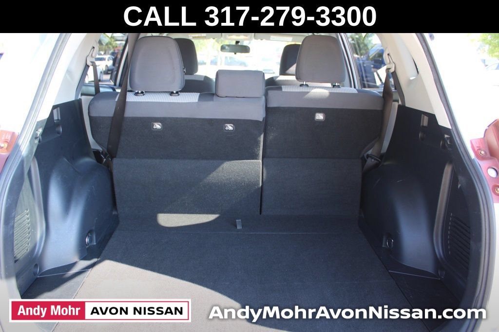 Used 2014 Toyota RAV4 LE FWD image 10