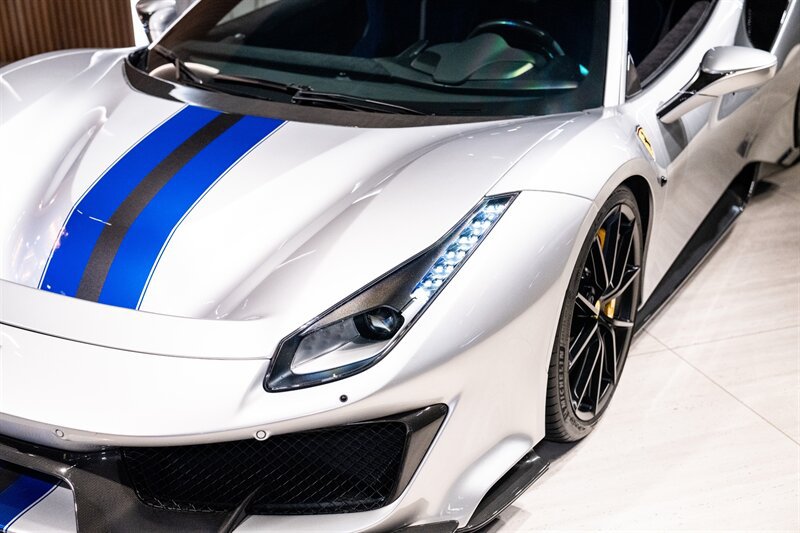 Used 2020 Ferrari 488 Pista Coupe RWD image 11