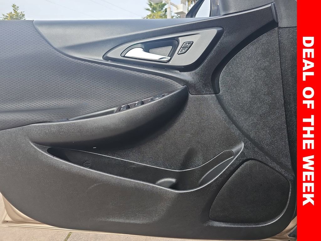 Used 2018 Chevrolet Malibu LT image 26