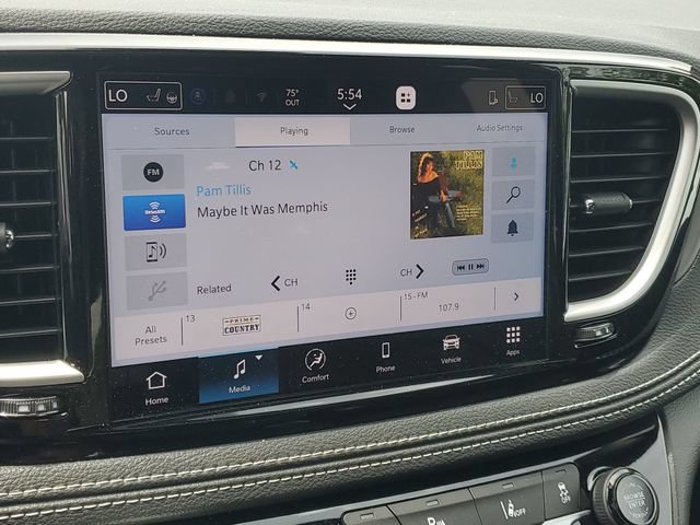 New 2027 Chrysler Pacifica Select AWD/4WD image 25