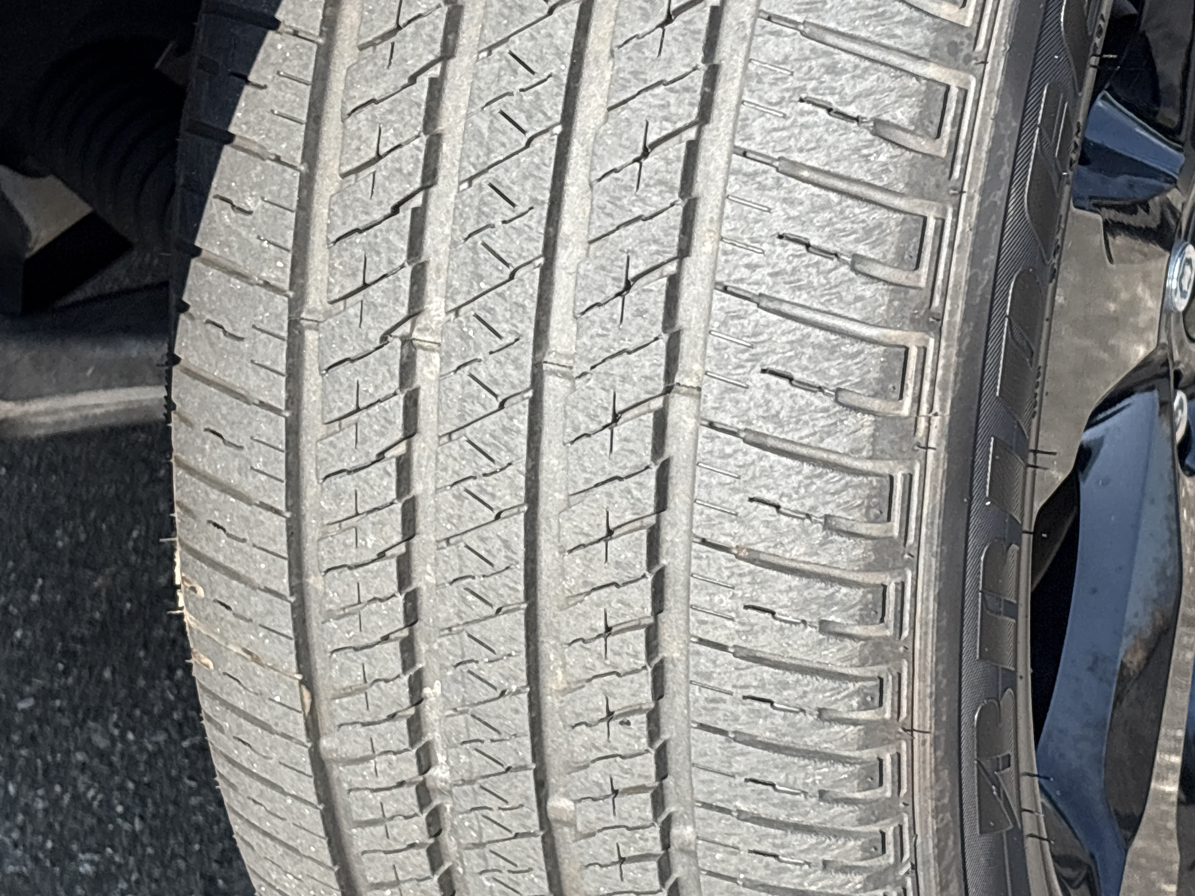 Used 2023 Jeep Grand Cherokee Altitude RWD image 13
