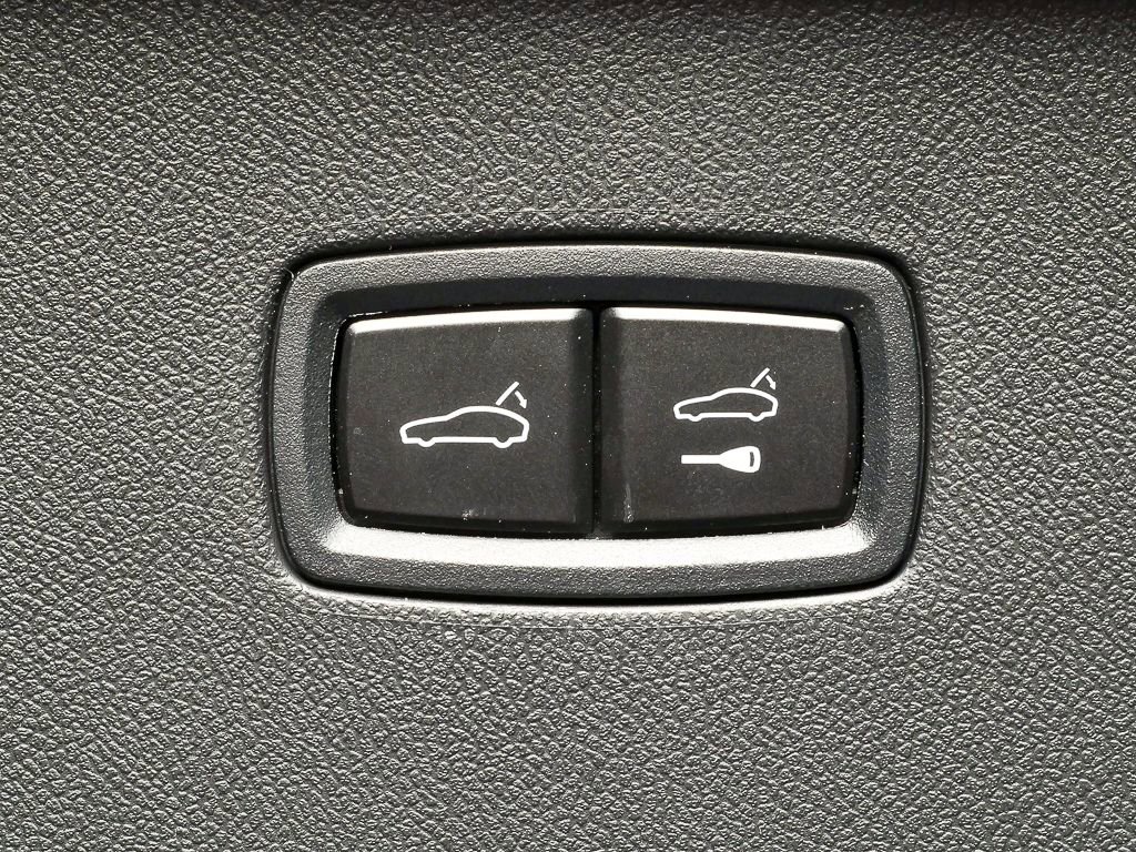 New 2026 Porsche Cayenne S image 32