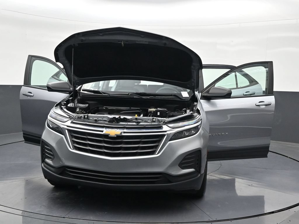 Used 2024 Chevrolet Equinox LS FWD image 36