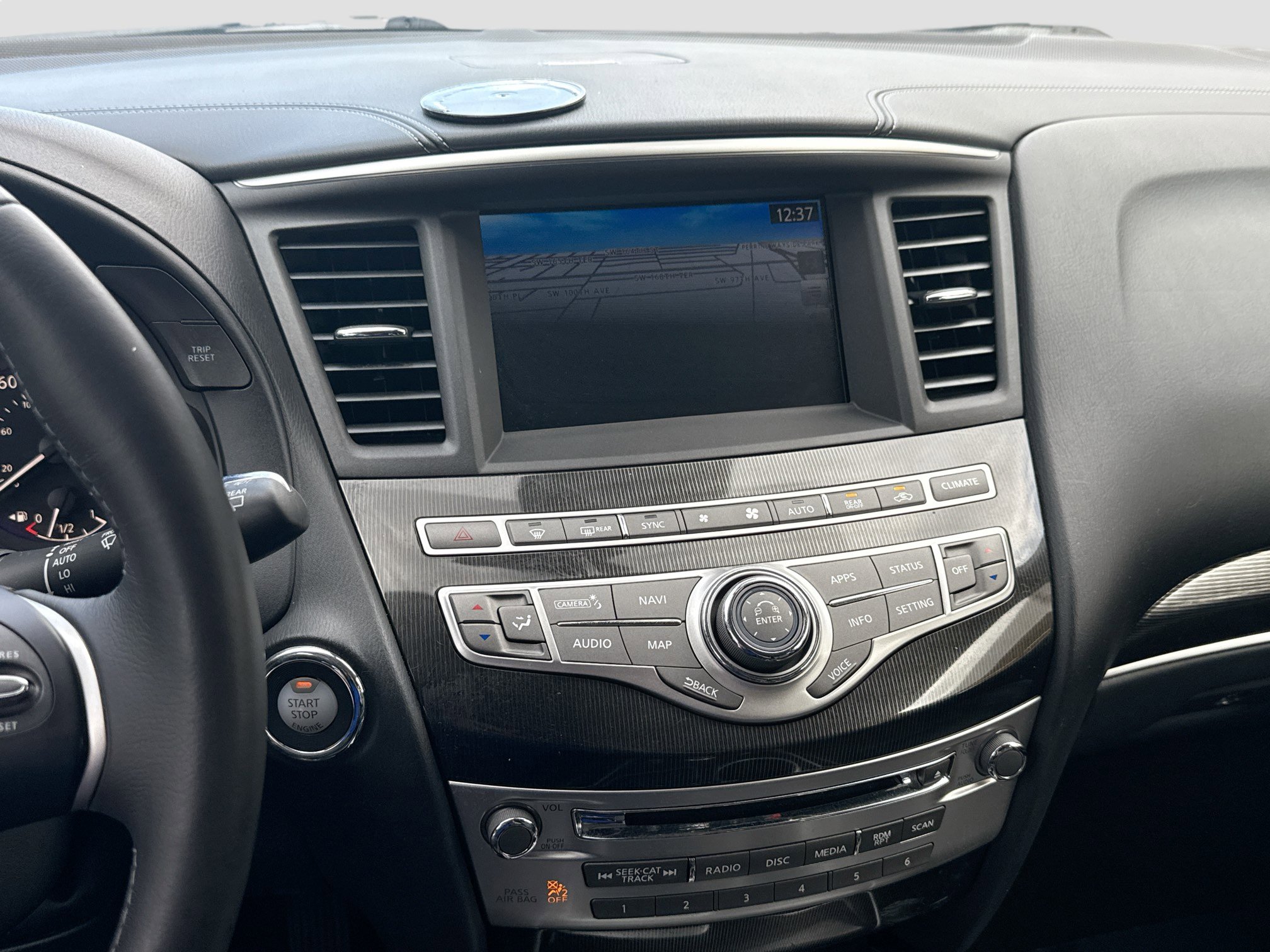 Used 2019 INFINITI QX60 Luxe w/ Essential Package image 12