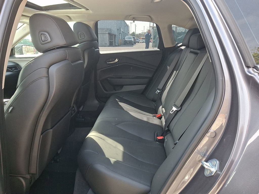 Used 2023 Acura TLX FWD image 10