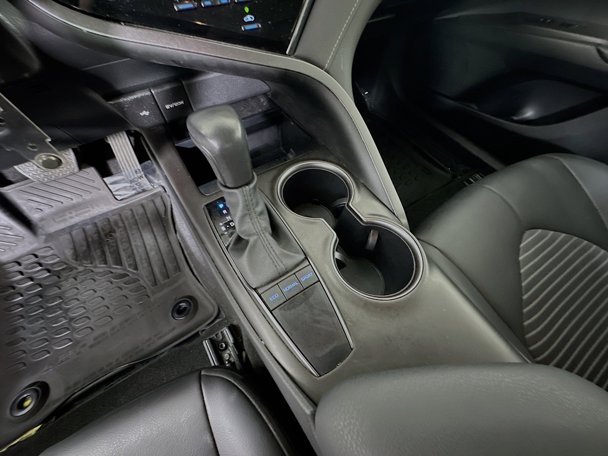 Used 2023 Toyota Camry SE FWD image 21