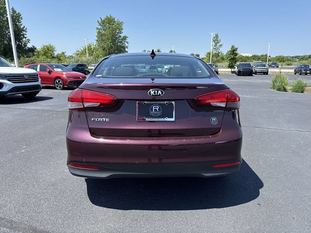 Used 2017 Kia Forte LX FWD image 8
