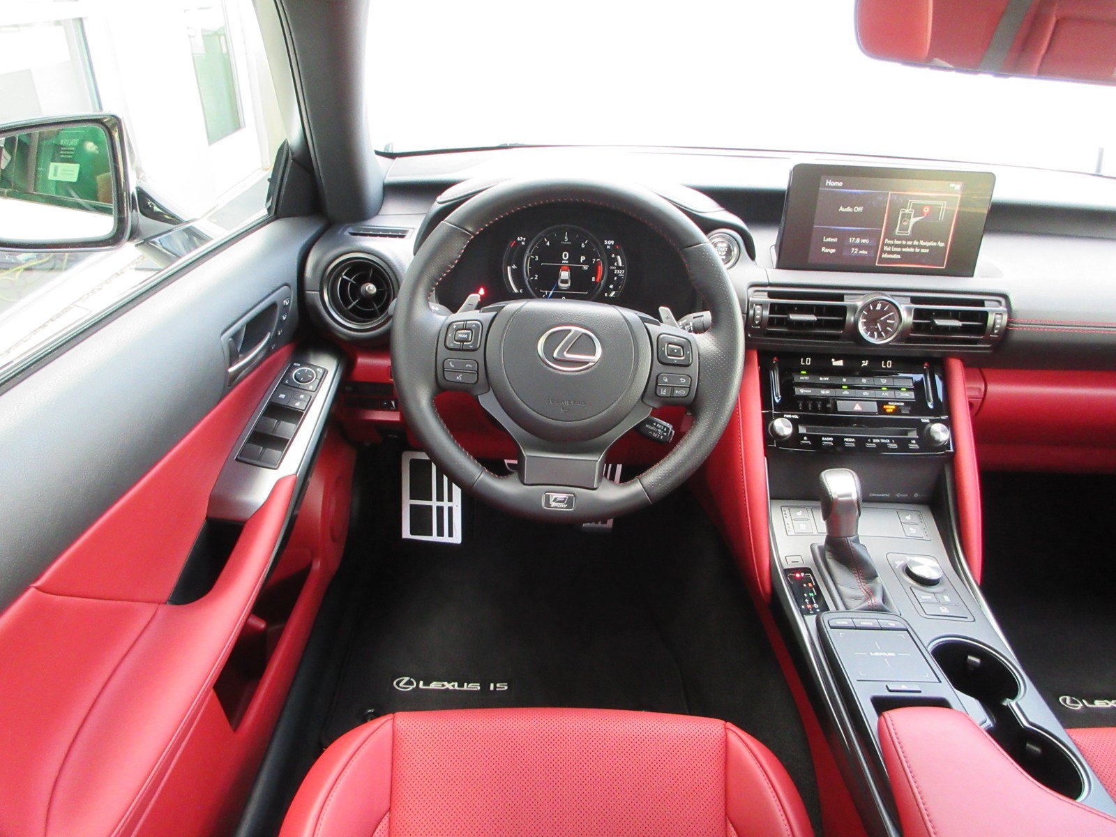Used 2025 Lexus IS 500 RWD image 34