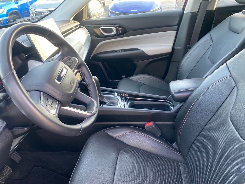 Used 2022 Jeep Compass Limited image 6