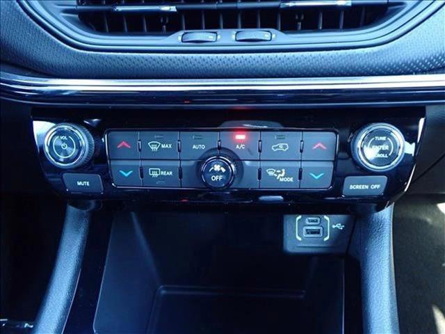 New 2026 Jeep Compass Limited image 20