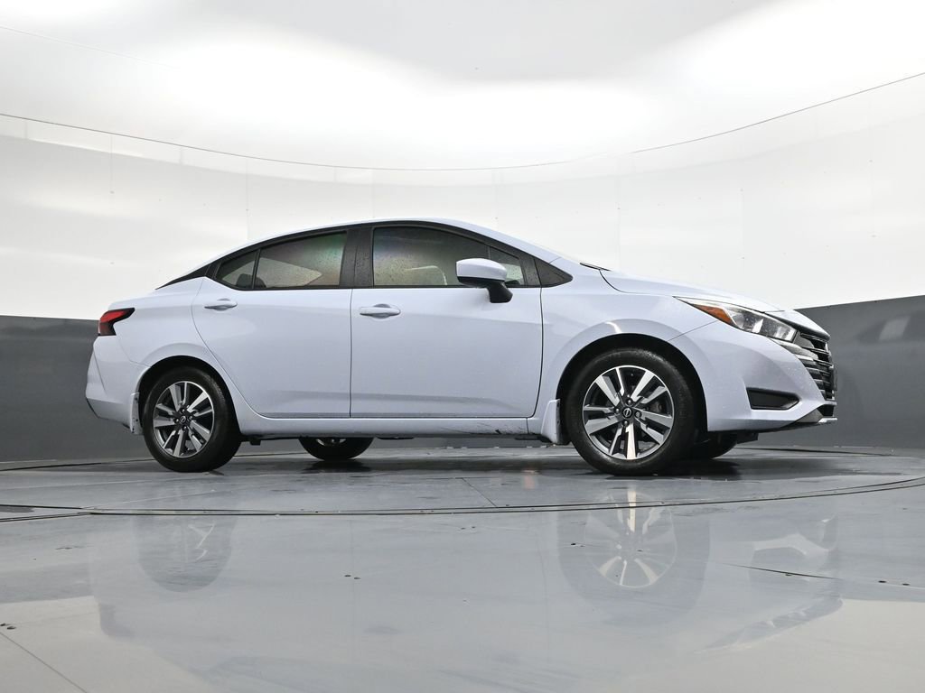Used 2024 Nissan Versa SV w/ Trunk Package image 33