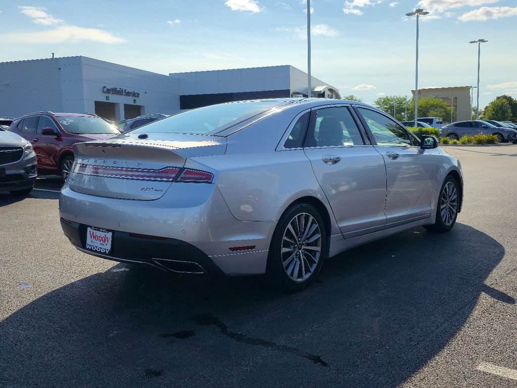 Used 2018 Lincoln MKZ Select w/ Select Plus Package AWD/4WD image 8