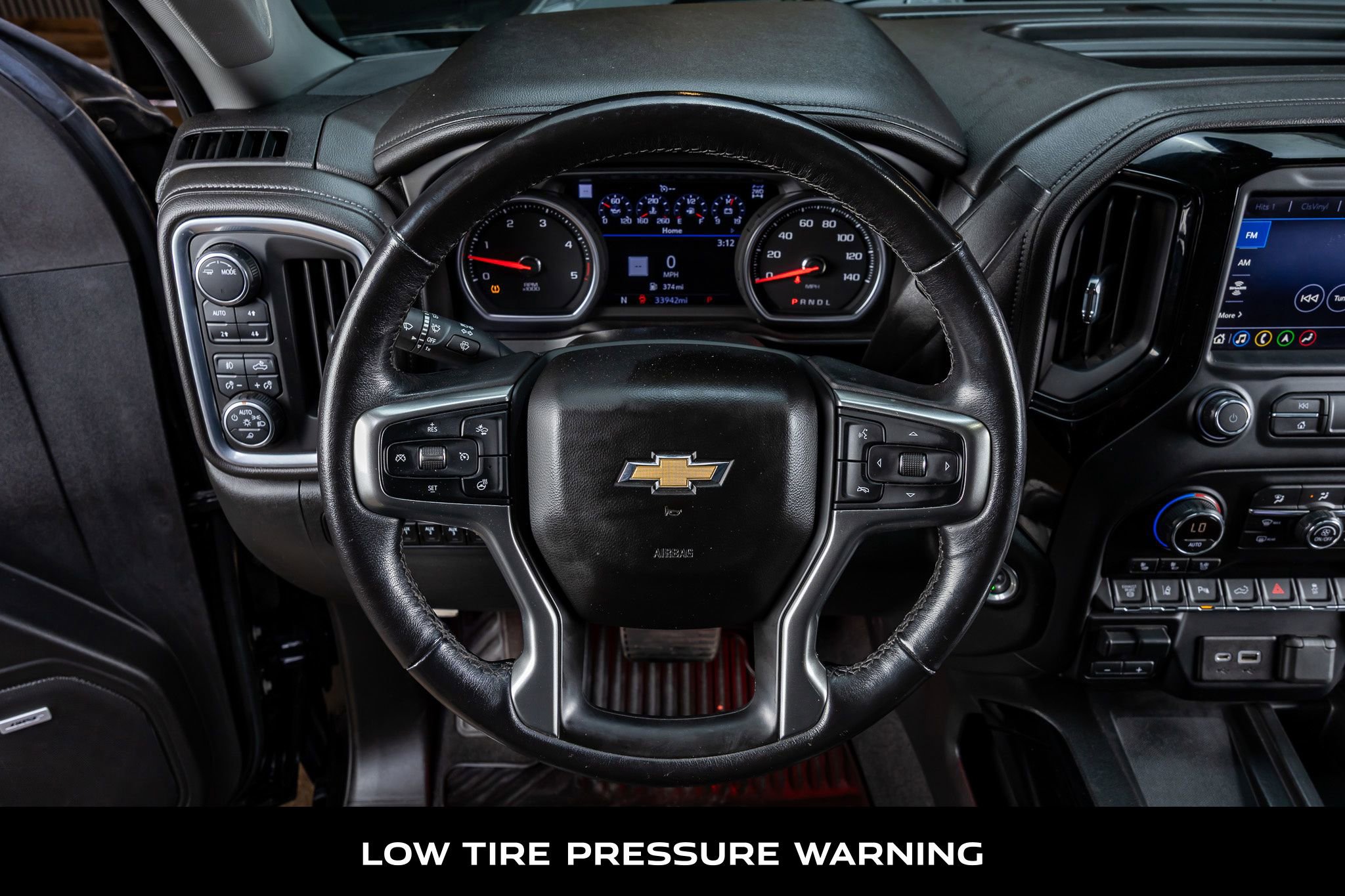 Used 2020 Chevrolet Silverado 2500 LTZ w/ LTZ Premium Package image 15