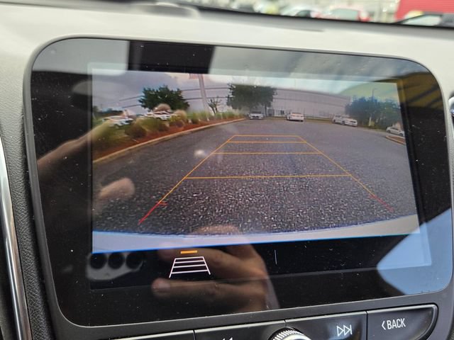Used 2019 Chevrolet Malibu LT FWD image 24