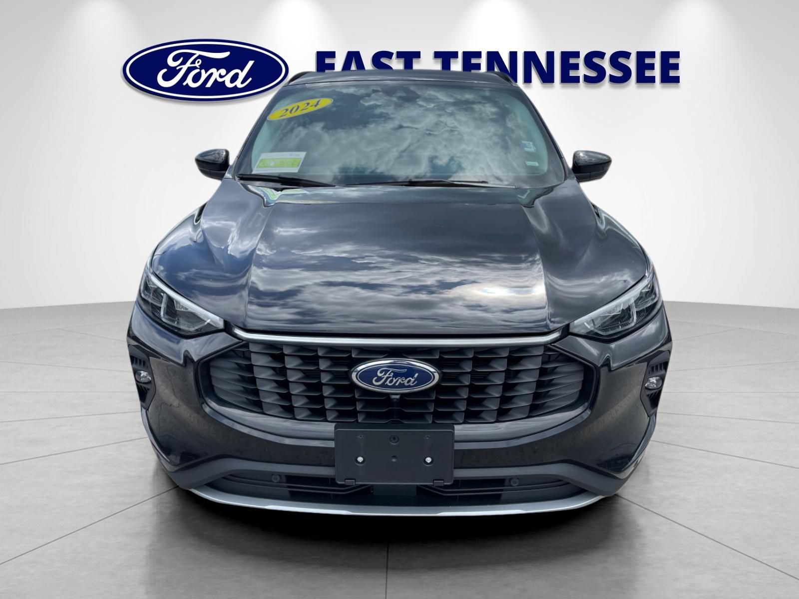 Used 2024 Ford Escape Platinum AWD/4WD image 9