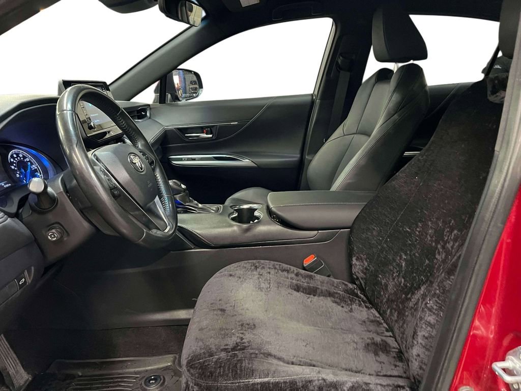 Used 2022 Toyota Venza XLE AWD/4WD image 20