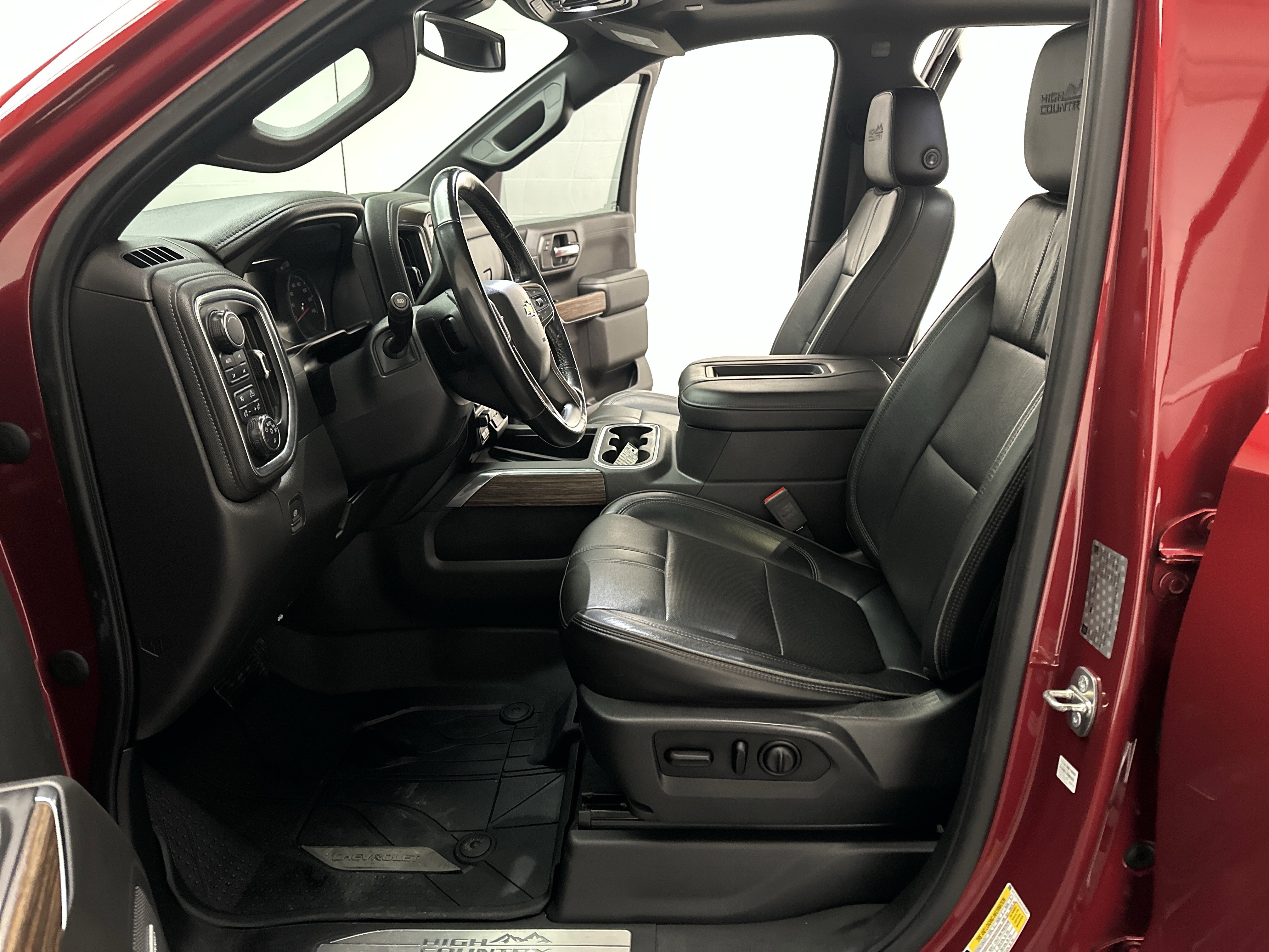 Used 2019 Chevrolet Silverado 1500 High Country image 20