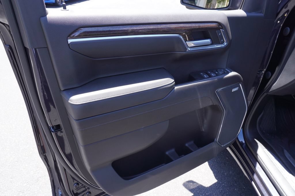 Used 2022 GMC Sierra 1500 Elevation w/ Elevation Premium Package AWD/4WD image 16