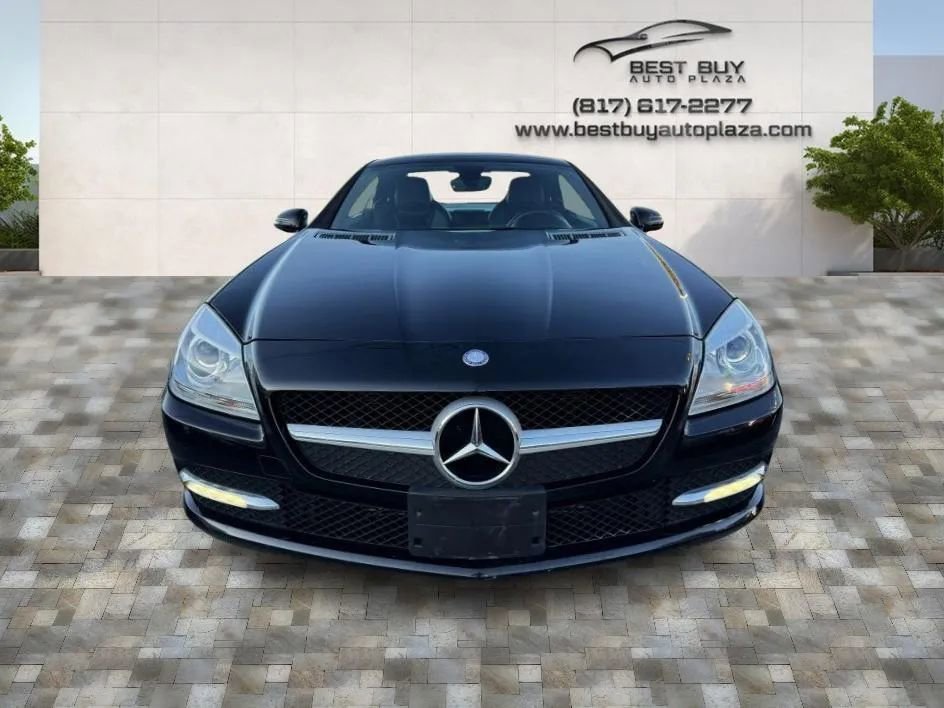 Used 2014 Mercedes-Benz SLK 250 image 2
