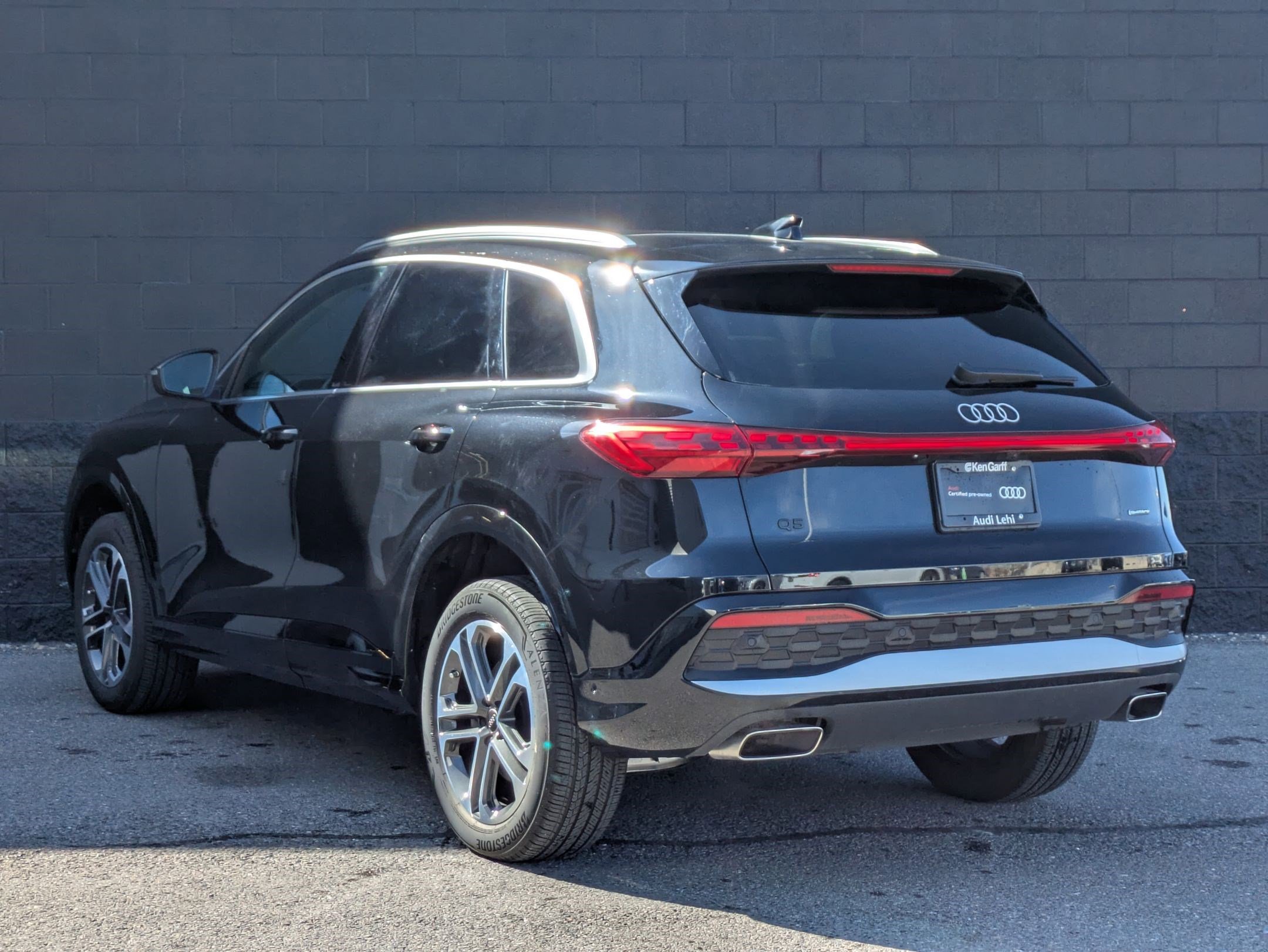 Certified 2025 Audi Q5 Premium w/ Premium Plus AWD/4WD image 8
