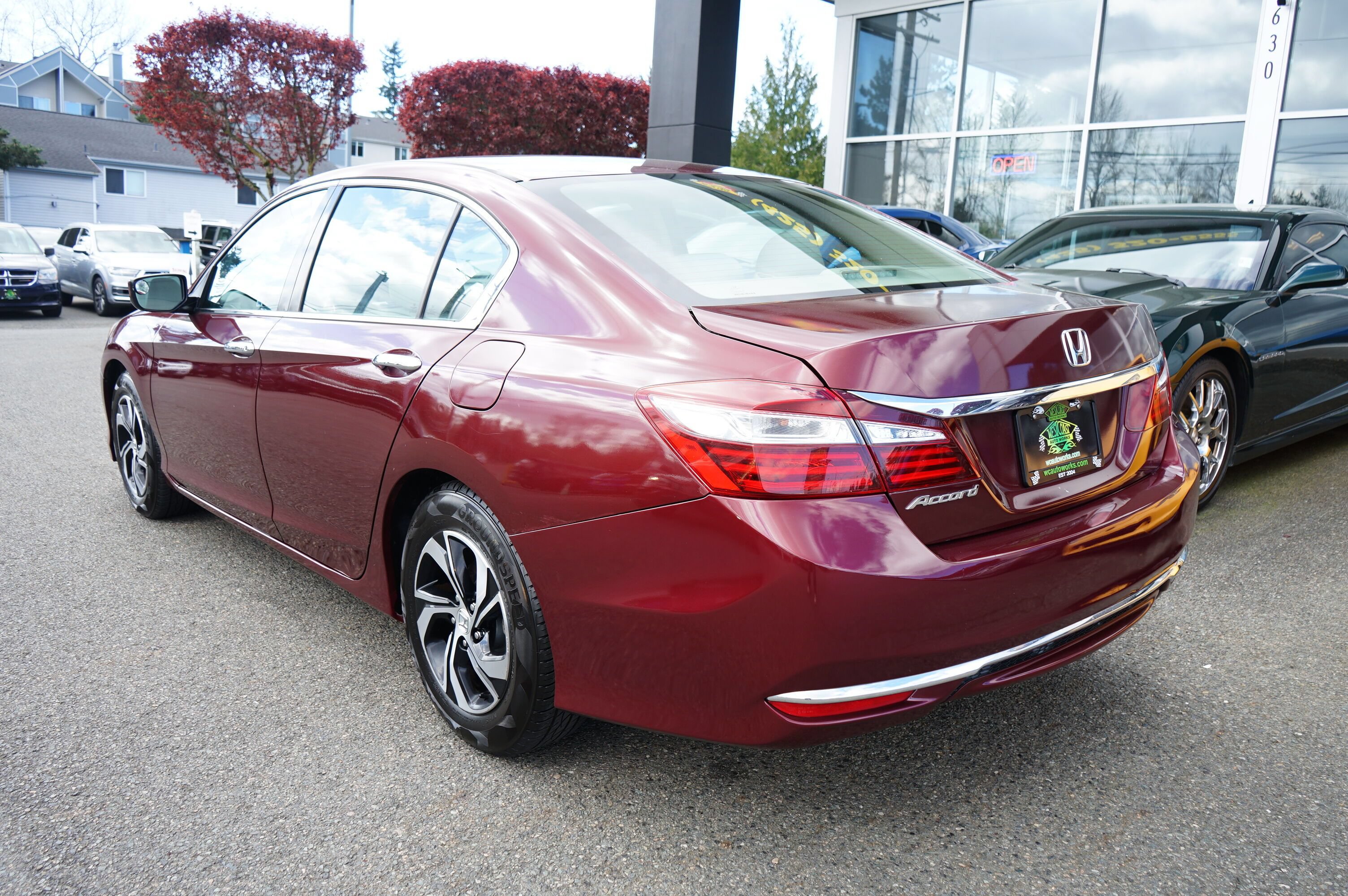 Used 2017 Honda Accord LX image 3