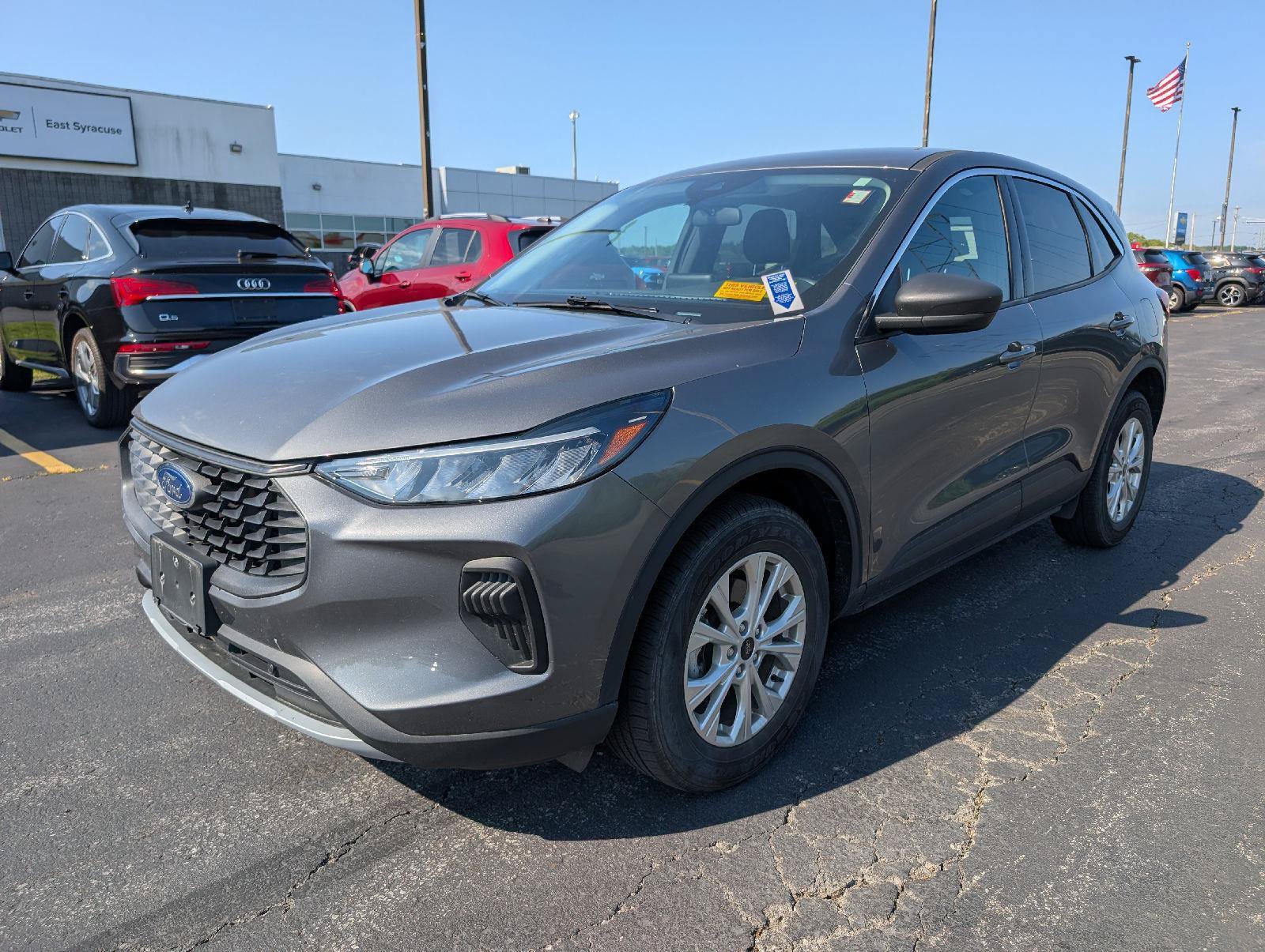 Used 2024 Ford Escape Active AWD/4WD image 4