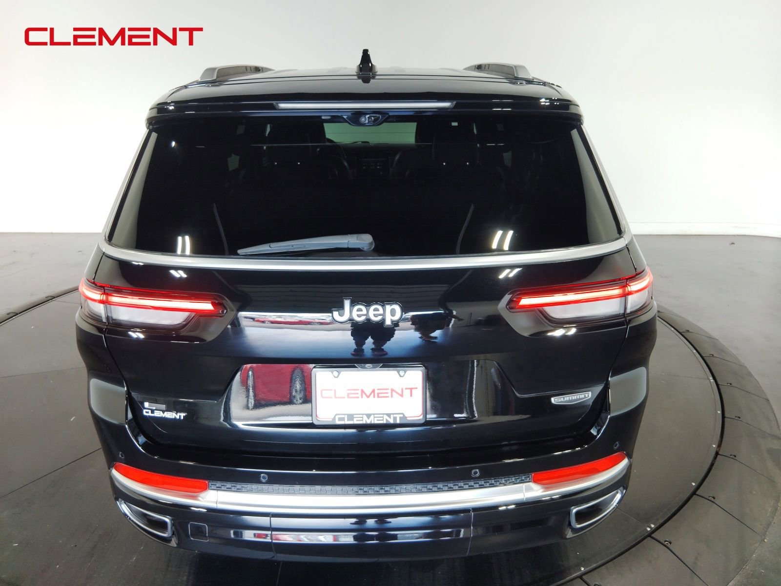 Used 2022 Jeep Grand Cherokee L Summit w/ Advanced Protech Group IV image 6