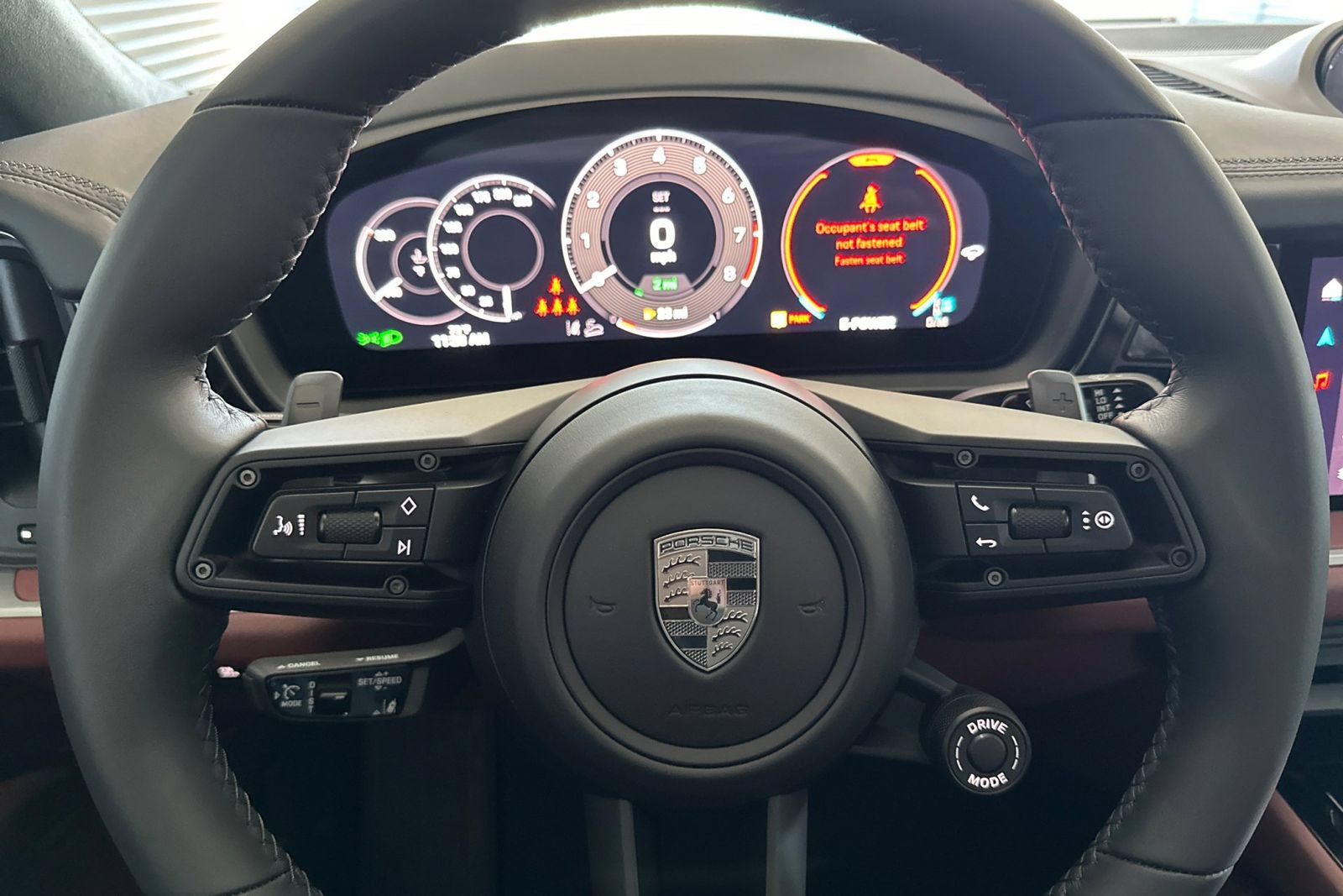 New 2025 Porsche Cayenne Turbo AWD/4WD image 30