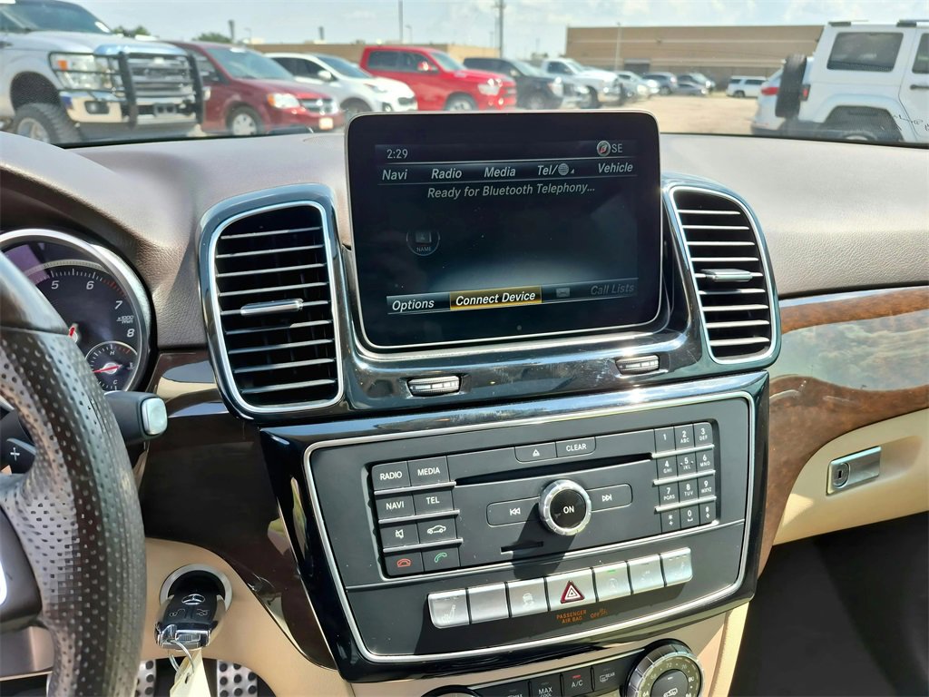 Used 2019 Mercedes-Benz GLE 400 4MATIC image 16