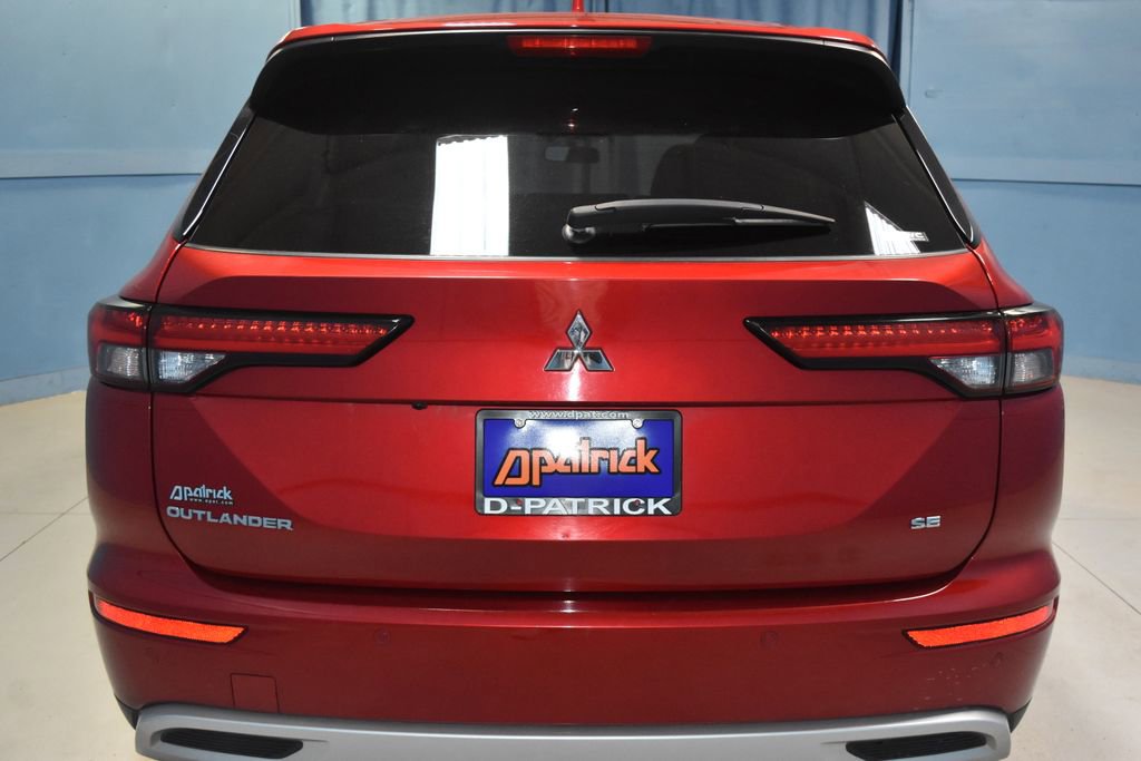 Used 2024 Mitsubishi Outlander SE image 26