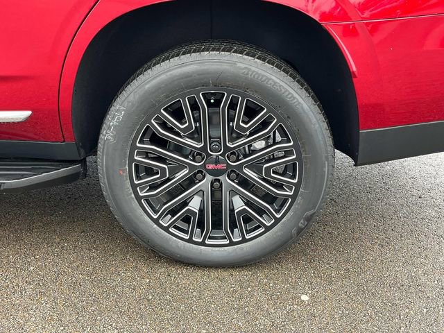 New 2026 GMC Yukon Elevation image 16