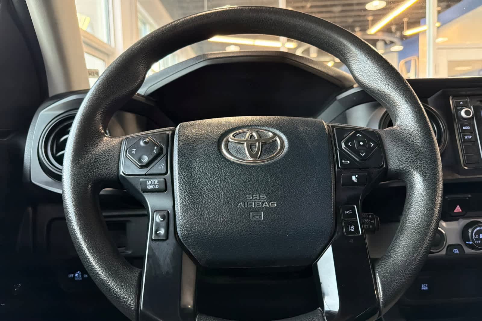 Used 2019 Toyota Tacoma SR w/ SR Convenience Package image 23