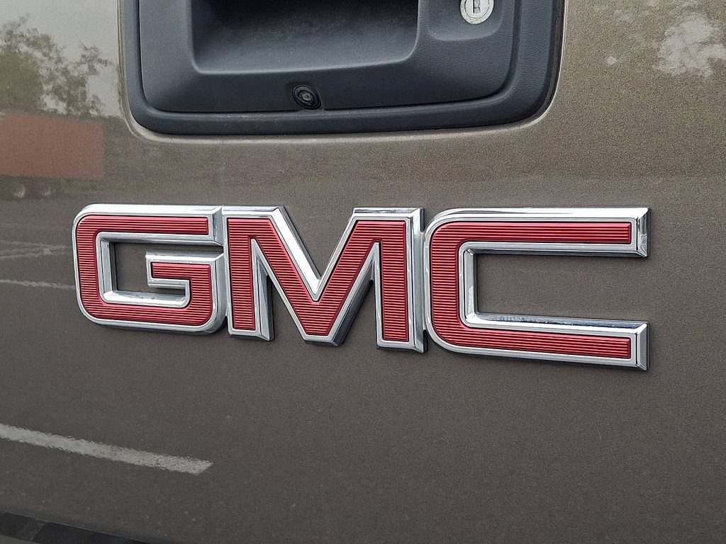 Used 2016 GMC Canyon SLT w/ Driver Alert Package AWD/4WD image 32