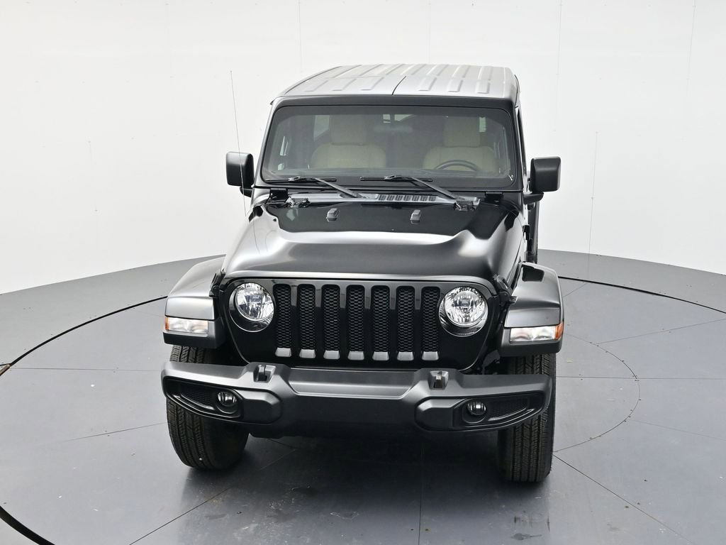 Used 2021 Jeep Wrangler Unlimited Sahara AWD/4WD image 35