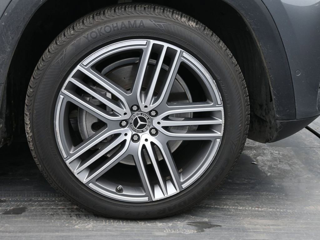 Used 2020 Mercedes-Benz GLS 450 4MATIC image 15