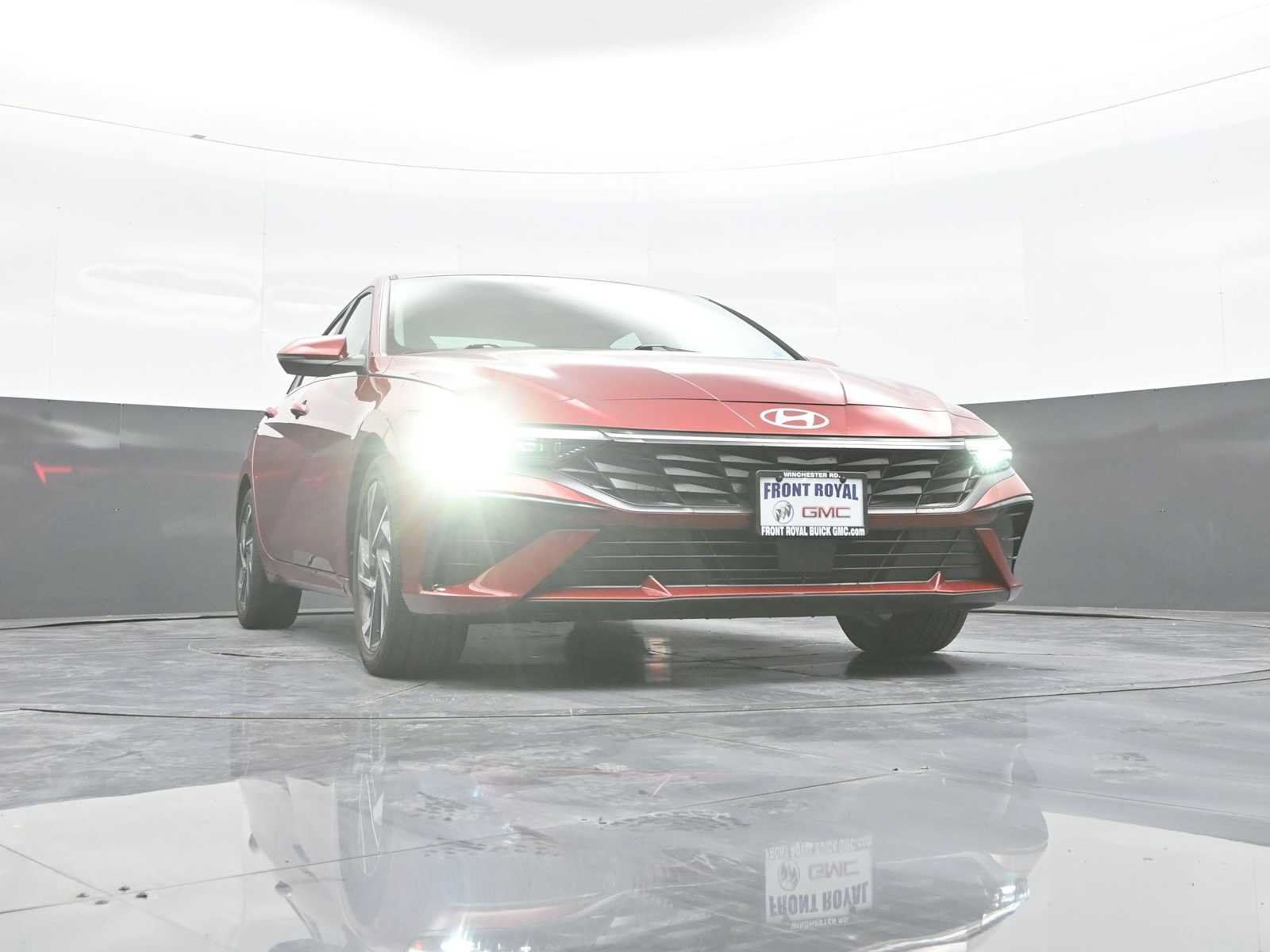 Used 2025 Hyundai Elantra Limited FWD image 42
