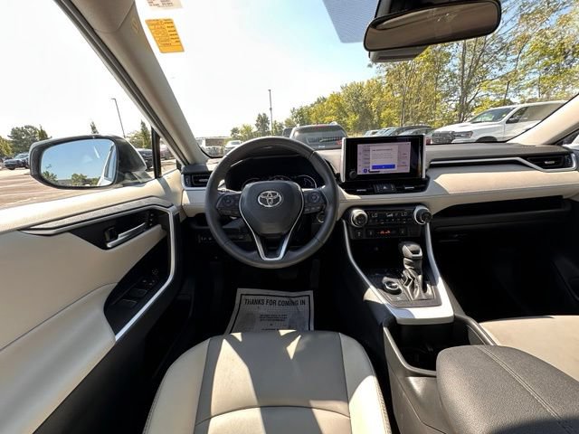 Used 2023 Toyota RAV4 XLE Premium AWD/4WD image 17