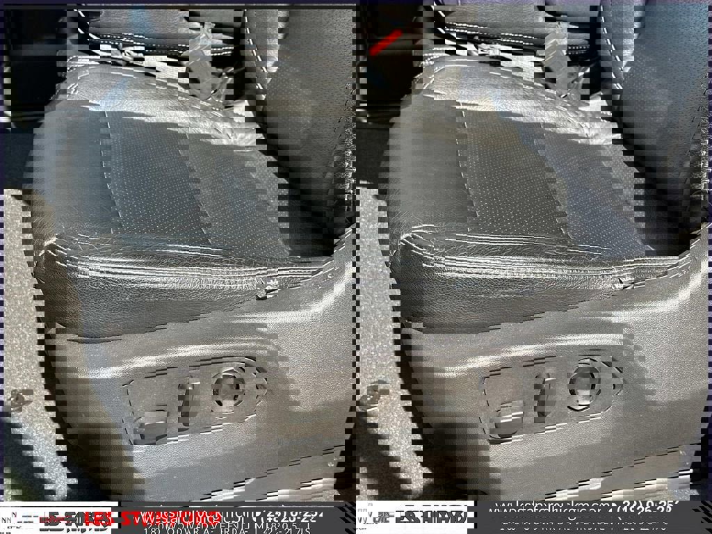 Used 2023 GMC Sierra 1500 SLE w/ X31 Off-Road Package image 18