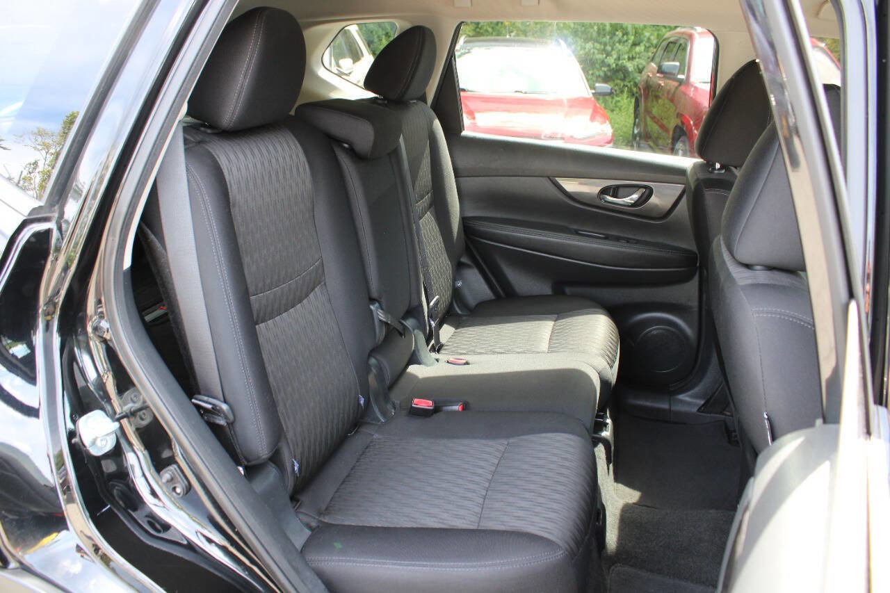 Used 2019 Nissan Rogue SV image 28