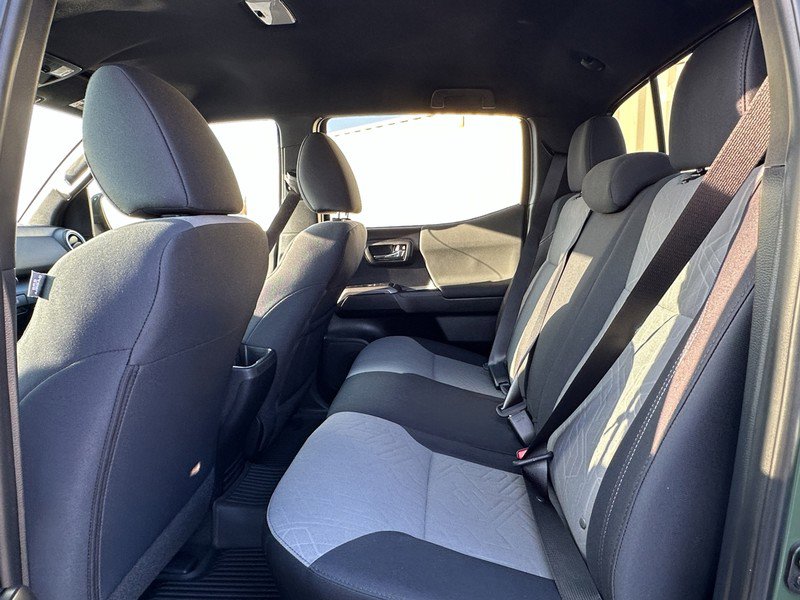 Used 2021 Toyota Tacoma 4x4 Double Cab image 10