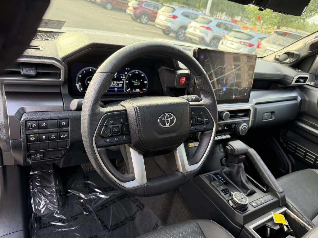 Used 2025 Toyota 4Runner TRD Off-Road Premium w/ Tow Technology Package AWD/4WD image 2