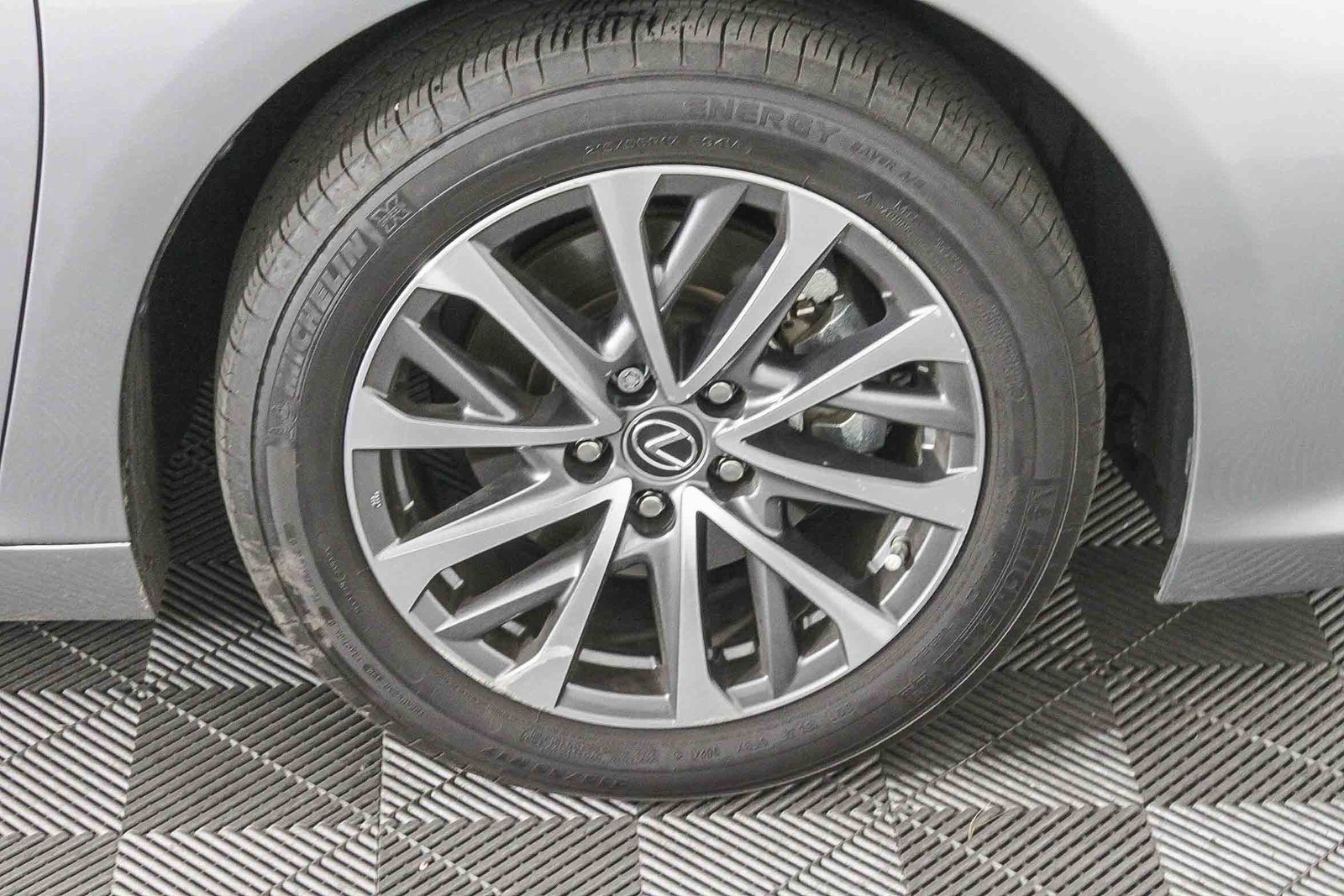 Used 2025 Lexus ES 350 image 12