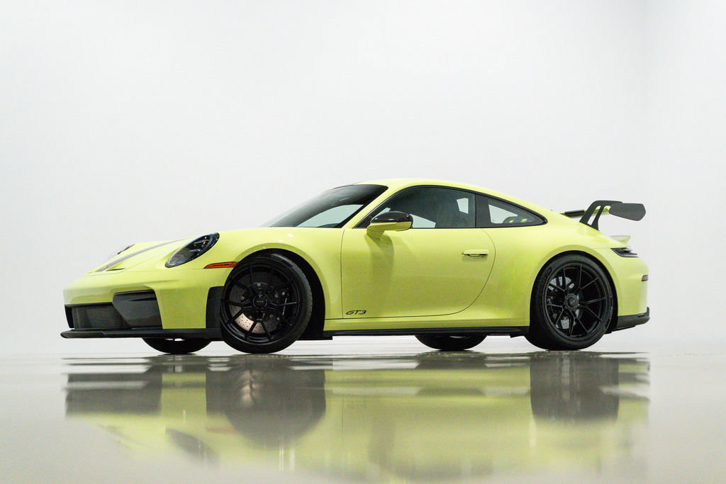 Used 2026 Porsche 911 GT3 w/ Weissach Package RWD image 82