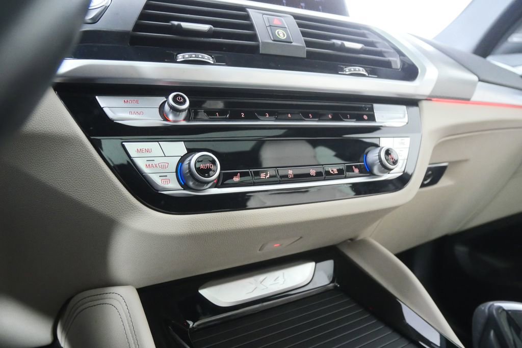 Used 2020 BMW X4 xDrive30i w/ M Sport Package 2 image 23