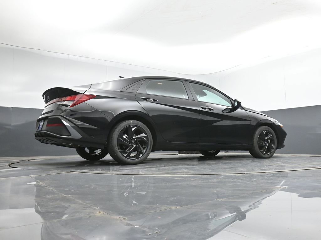 New 2026 Hyundai Elantra SEL Sport Premium FWD image 13