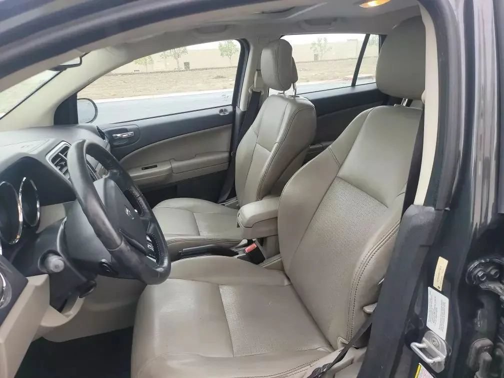 Used 2011 Dodge Caliber Uptown FWD image 11