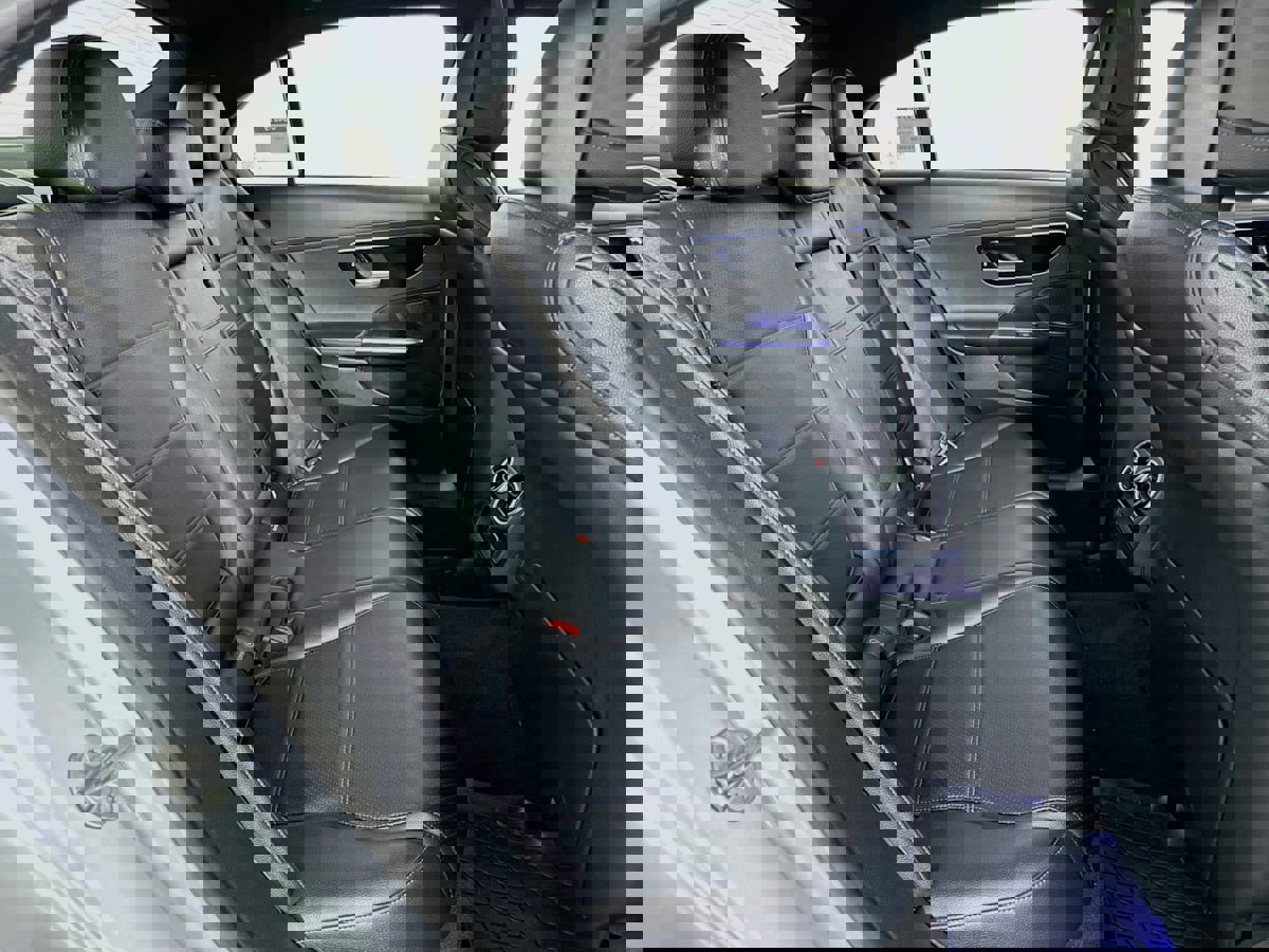 Used 2022 Mercedes-Benz C 300 4MATIC Sedan w/ Exclusive Trim Package image 33