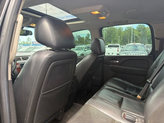 Used 2013 Chevrolet Suburban LTZ AWD/4WD image 12