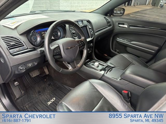Used 2018 Chrysler 300 S w/ 300S Premium Group 2 AWD/4WD image 13