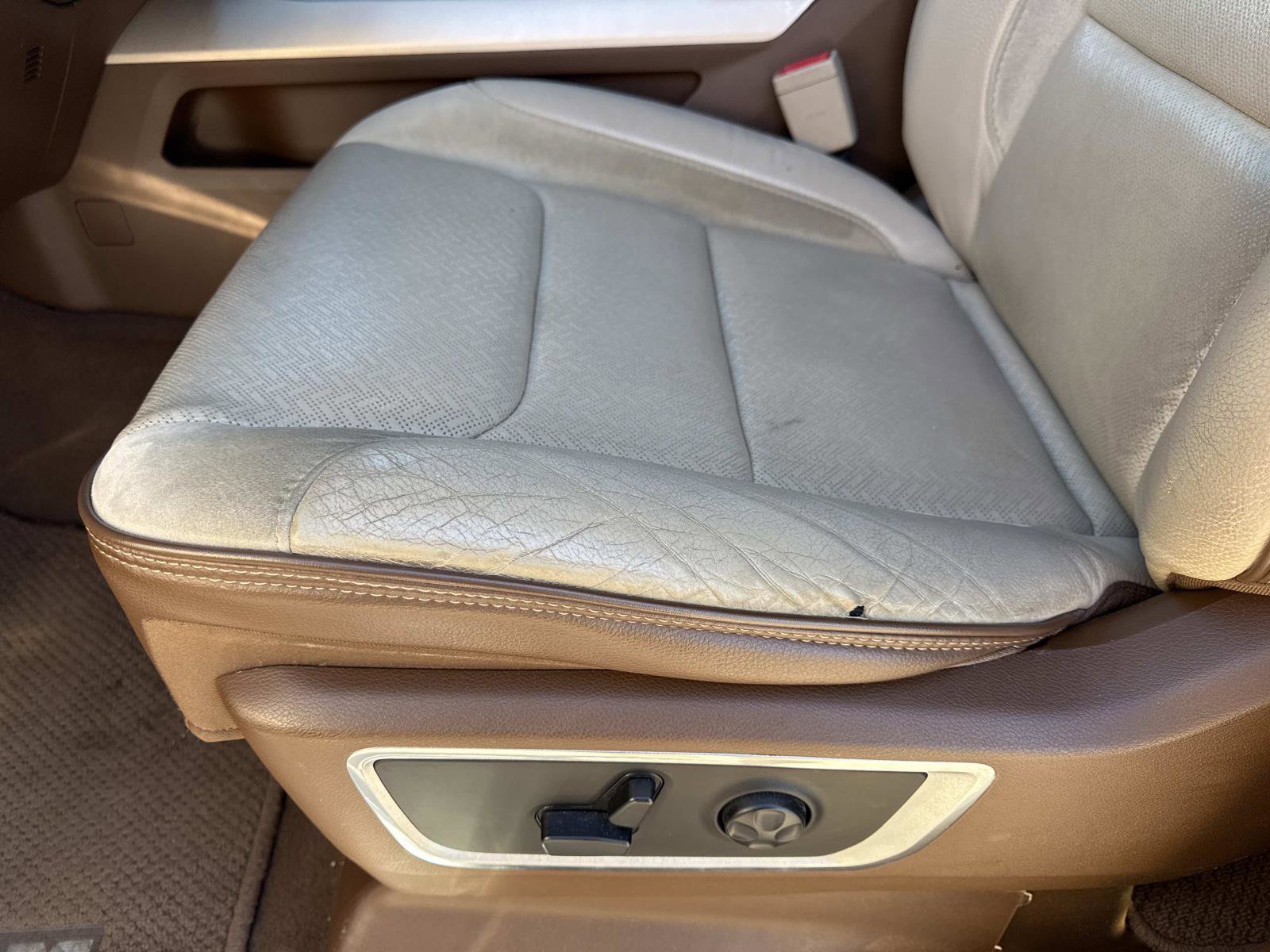 Used 2019 RAM 1500 Laramie image 19